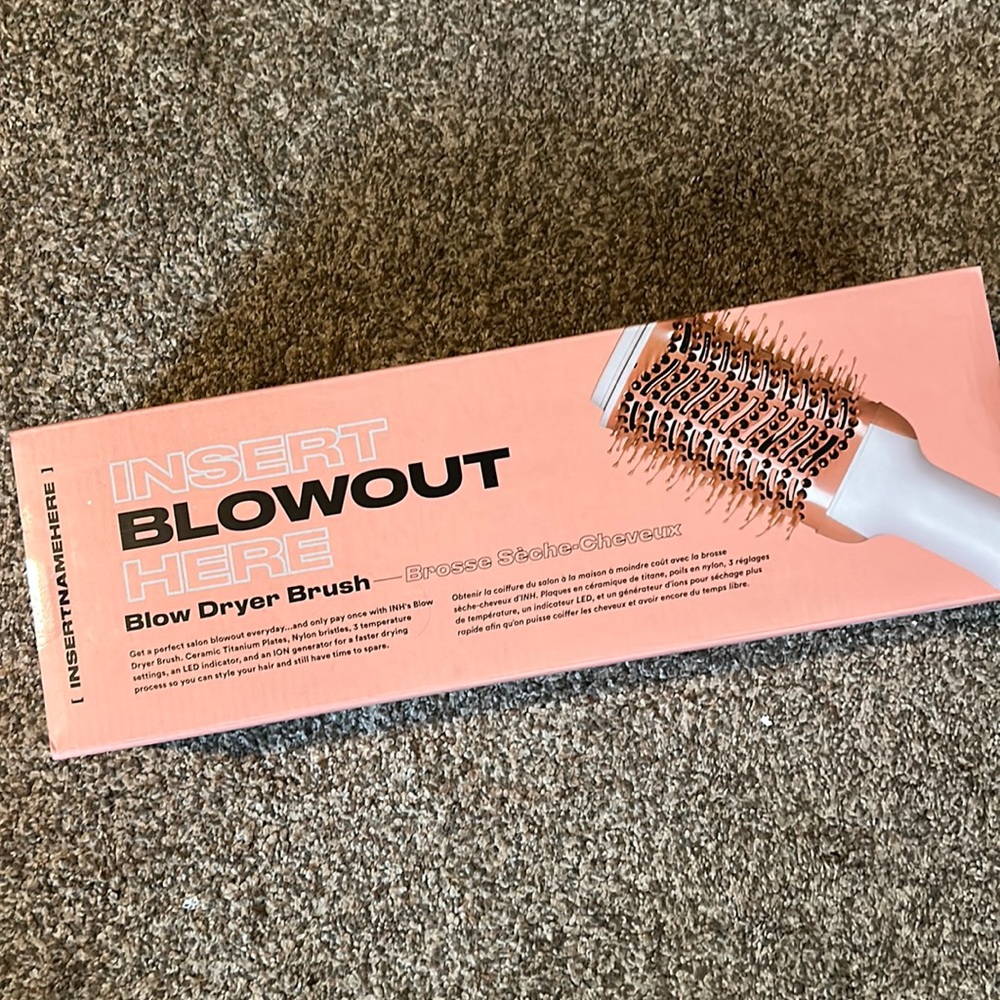 New in box Blow dryer brush